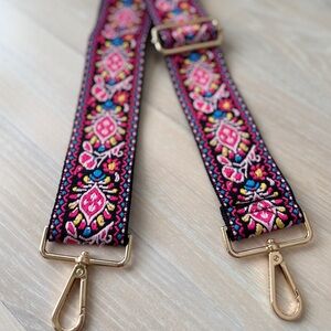 Ahdorned - Floral Interchangeable Embroidered Bag Strap - Pink/Black